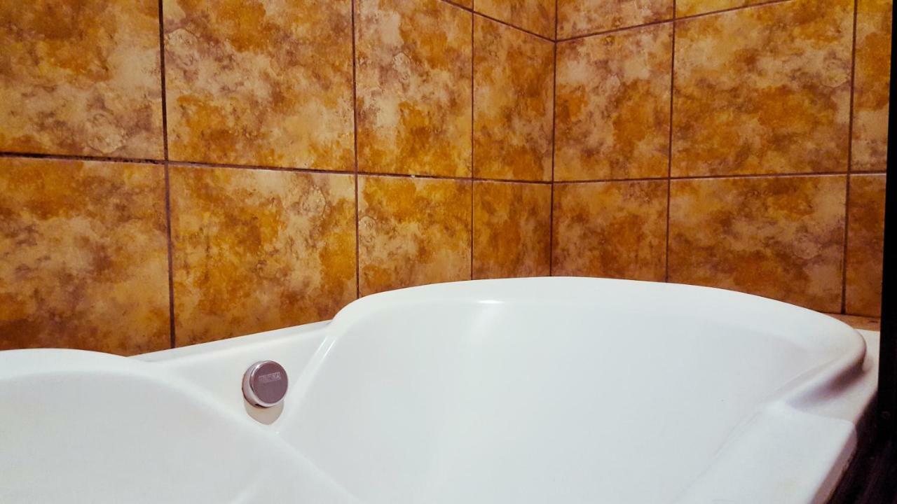 Argueta Hotel San Luis Ngoại thất bức ảnh