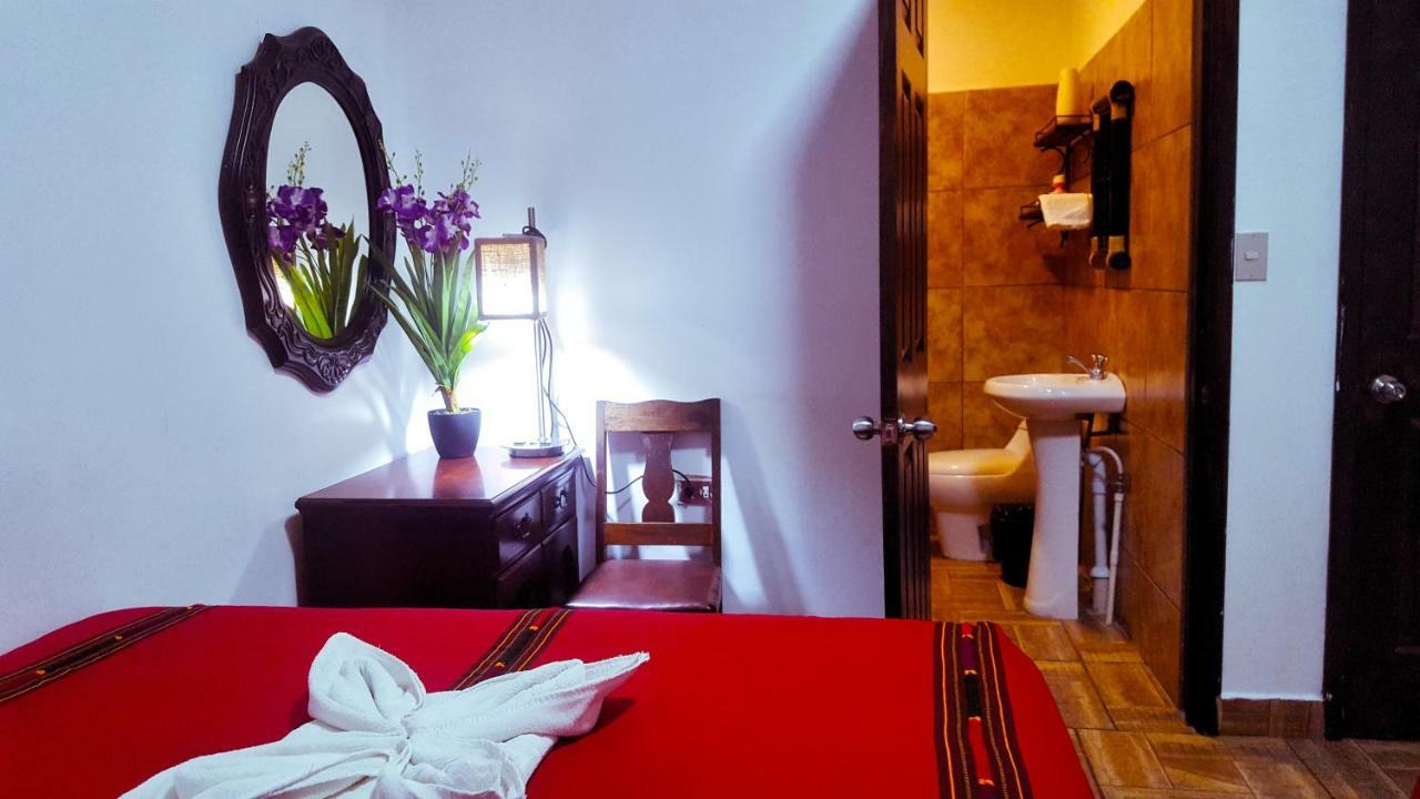 Argueta Hotel San Luis Ngoại thất bức ảnh